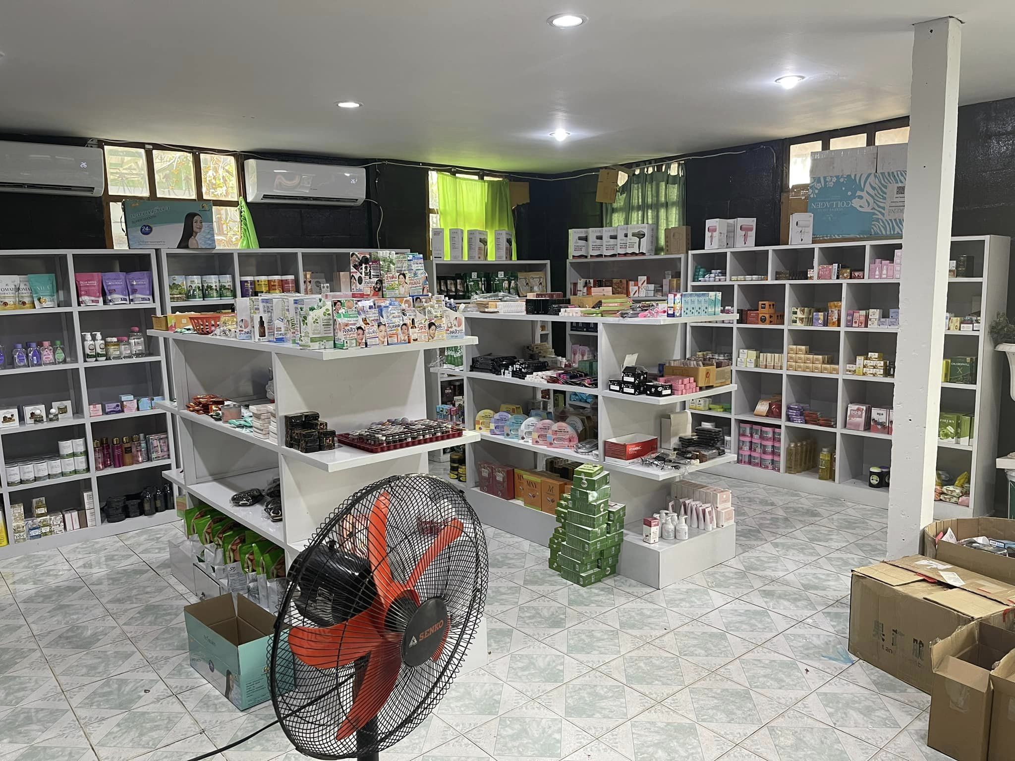 ຮ້ານ ປູເປ ເສື້ອຜ້າ (Poupey.Store)