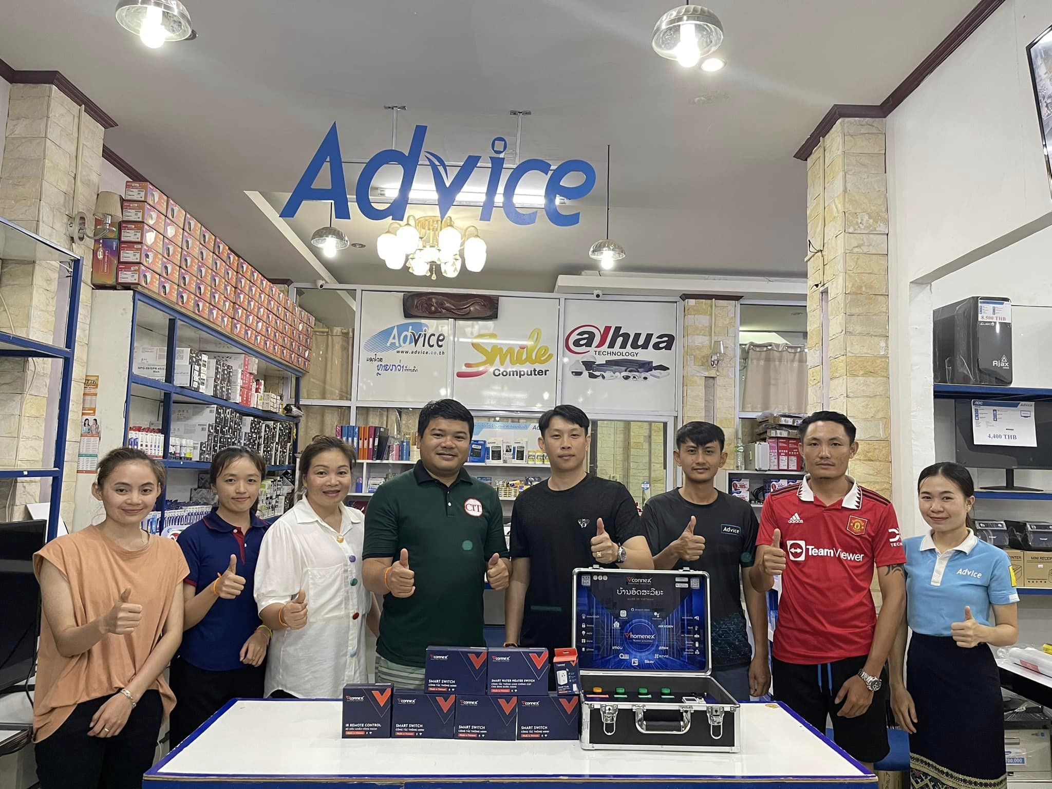 ສຳເລັດ ສອນການນຳໃຊ້ ລະບົບ ໂປແກມຂາຍ POS ອອນລາຍຜ່ານມືຖື ໃຫ້ Adviec ວັງວຽງ